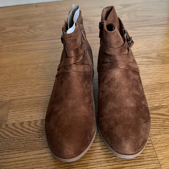 SO Suede Ankle Boots - Picture 4 of 12